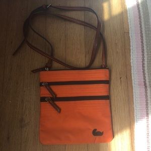 Dooney & Bourke cross body bag